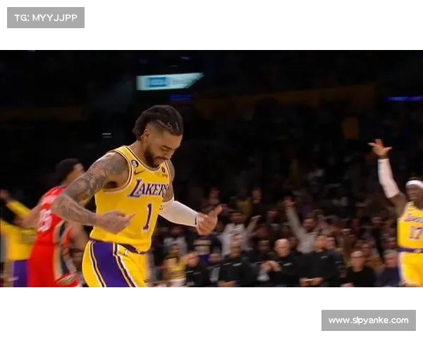 2K官推晒詹姆斯骑士热火湖人时期🤯 请你决定首发or替补or裁掉